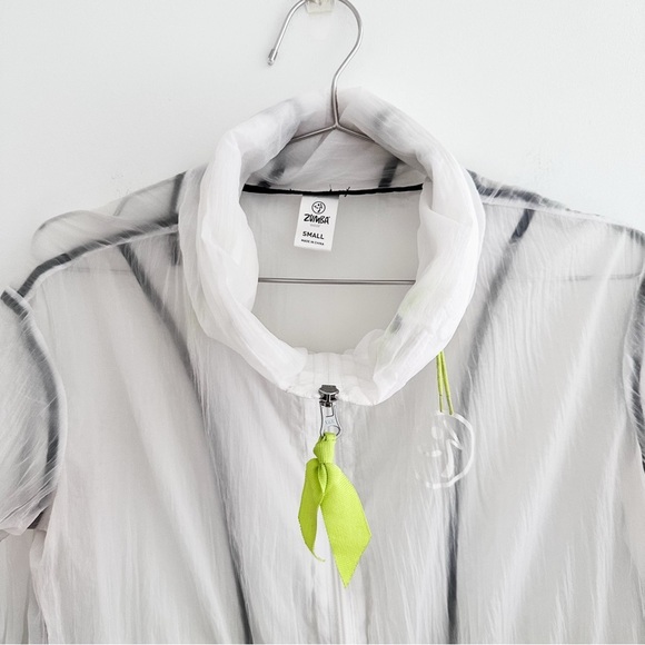 Zumba Stellar Sheer Jacket Raincoat Windbreaker - Picture 8 of 10
